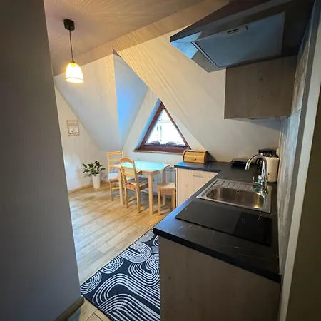 アパート 25 H ザコパネ